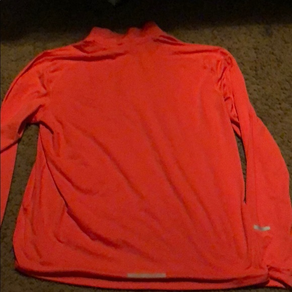 Men’s Nike Running Hoodie - Picture 3 of 4